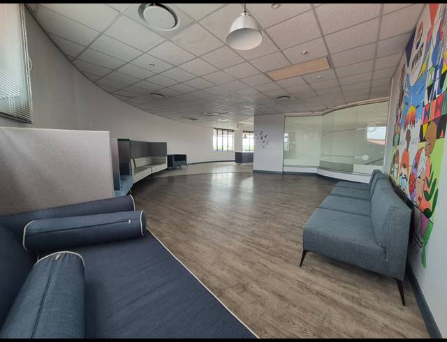 599M² OFFICE TO LET IN RIVONIA